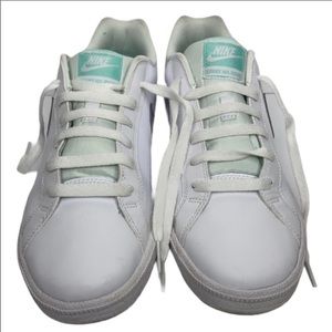 Nike Court Majestic White Low Top Sneakers Grey & Mint Women’s Size 11.5 Vintage